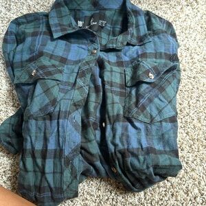flannel. worn once. size small (4/6)